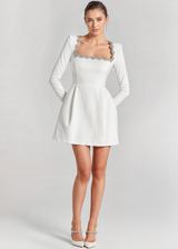 KYARA | ELEGANT VELVET MINI DRESS