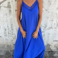 ROSAMUND | CLASSIC V-NECK MAXI DRESS